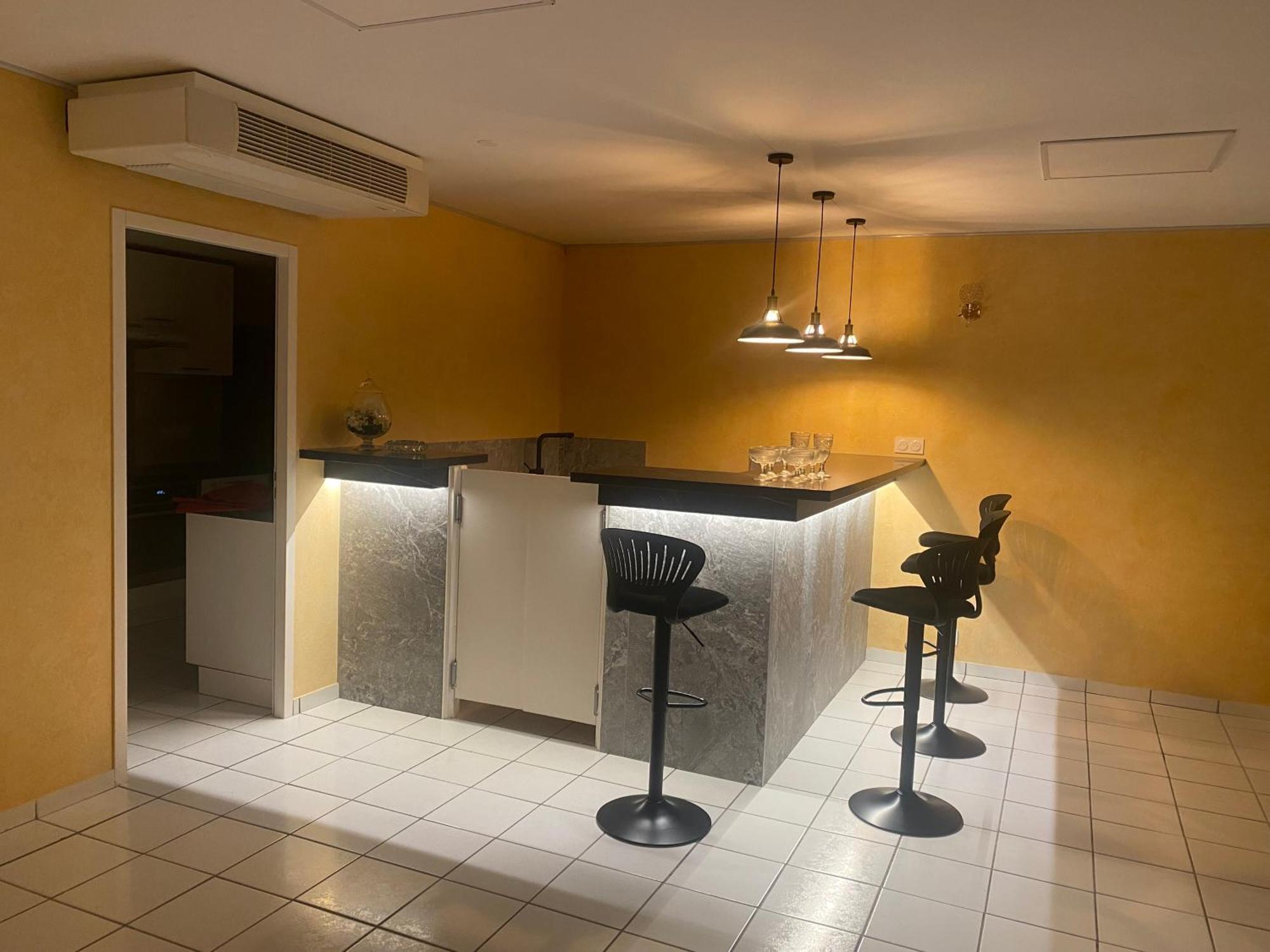 Logis Veles Acomodação com café da manhã Aubin  Exterior foto