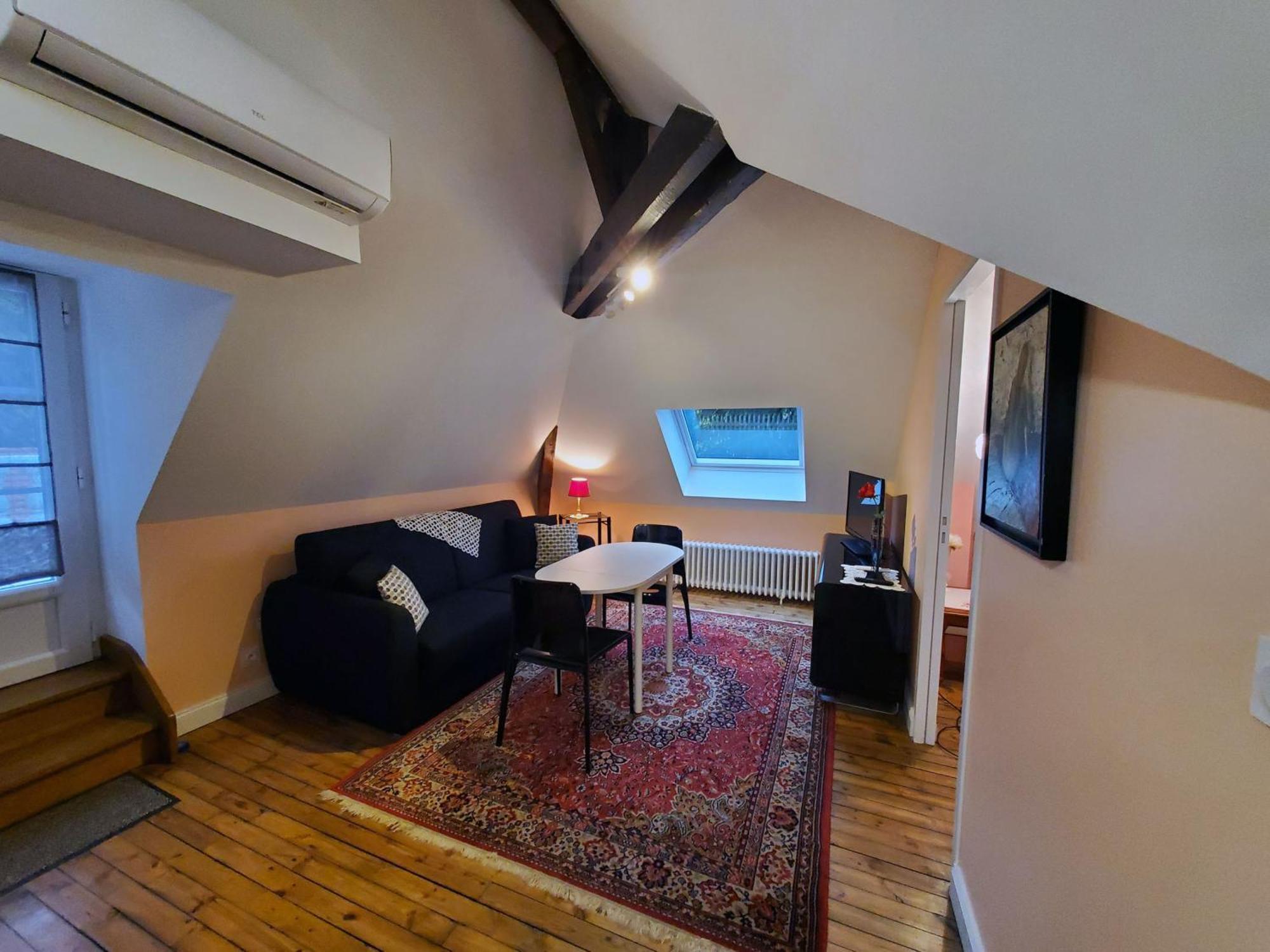 Logis Veles Acomodação com café da manhã Aubin  Quarto foto
